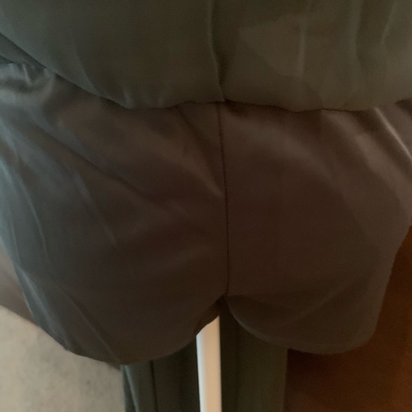 Forever 21 skirt with built in shorts - Picture 3 of 4